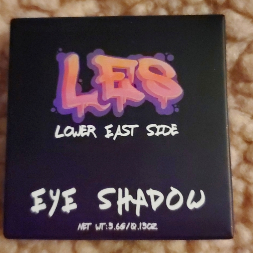 LES Eyeshadow